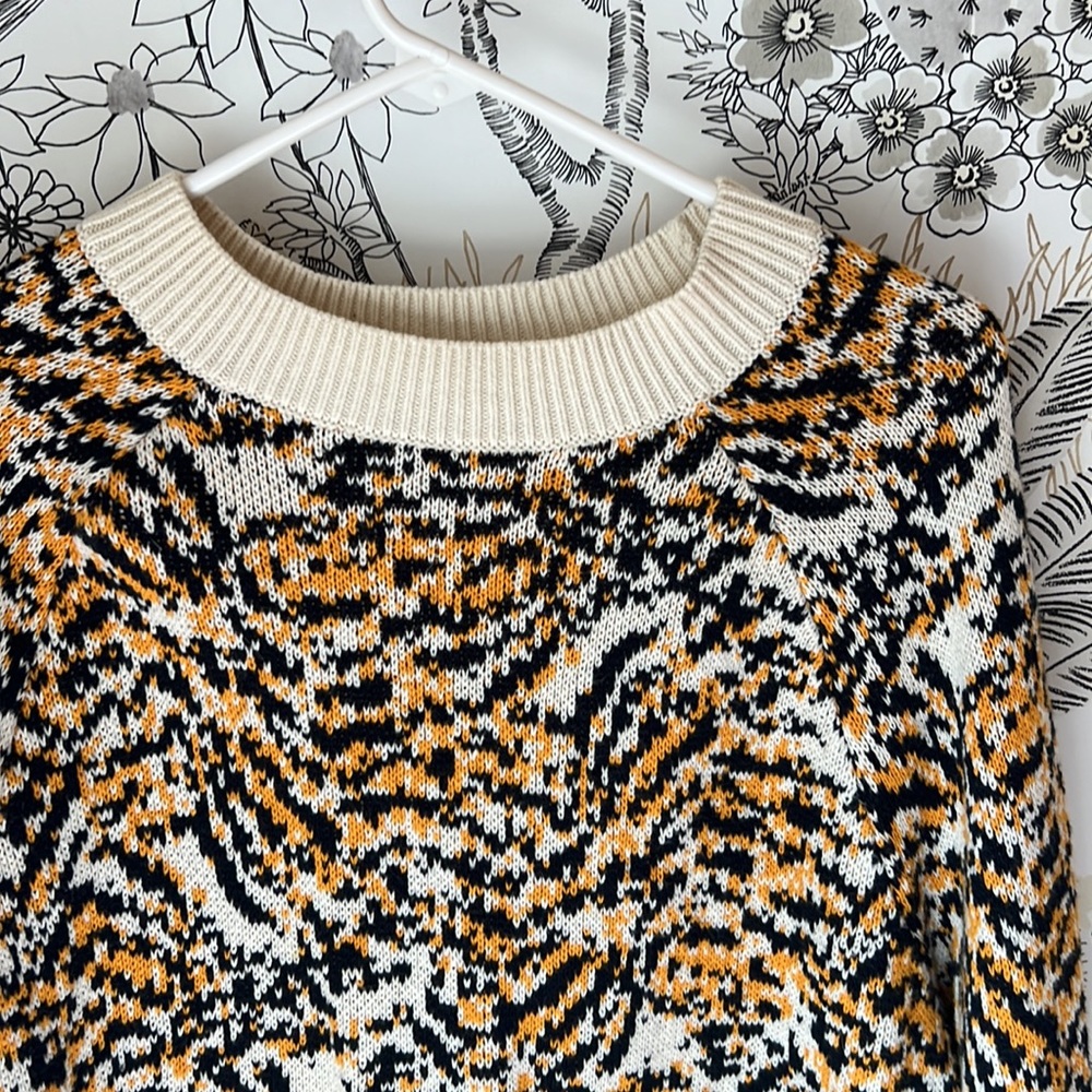 Vintage Sweater - Picture 2 of 2
